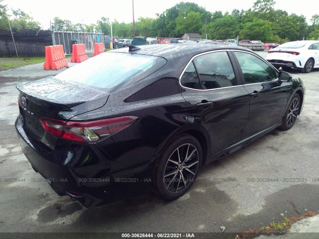 Photo 3 VIN: 4T1G11AKXMU410722 - TOYOTA CAMRY 