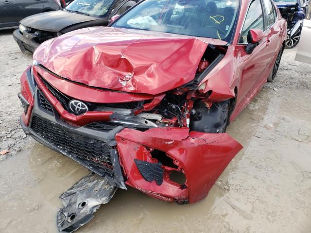 Photo 8 VIN: 4T1G11AKXMU430677 - TOYOTA CAMRY SE 