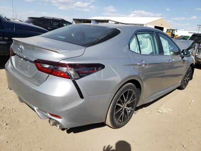 Photo 3 VIN: 4T1G11AKXMU443817 - TOYOTA CAMRY SE 