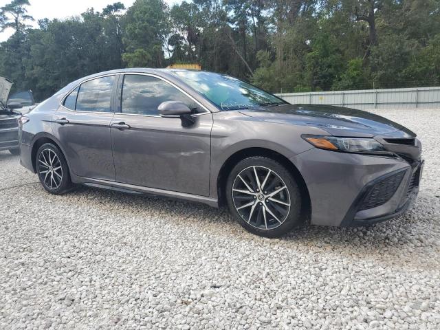 Photo 3 VIN: 4T1G11AKXMU457068 - TOYOTA CAMRY SE 