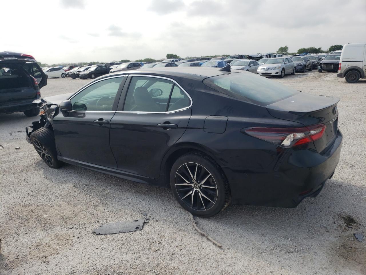 Photo 1 VIN: 4T1G11AKXMU468202 - TOYOTA CAMRY 