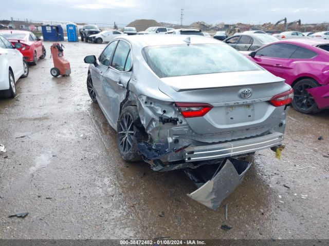 Photo 2 VIN: 4T1G11AKXMU518547 - TOYOTA CAMRY 