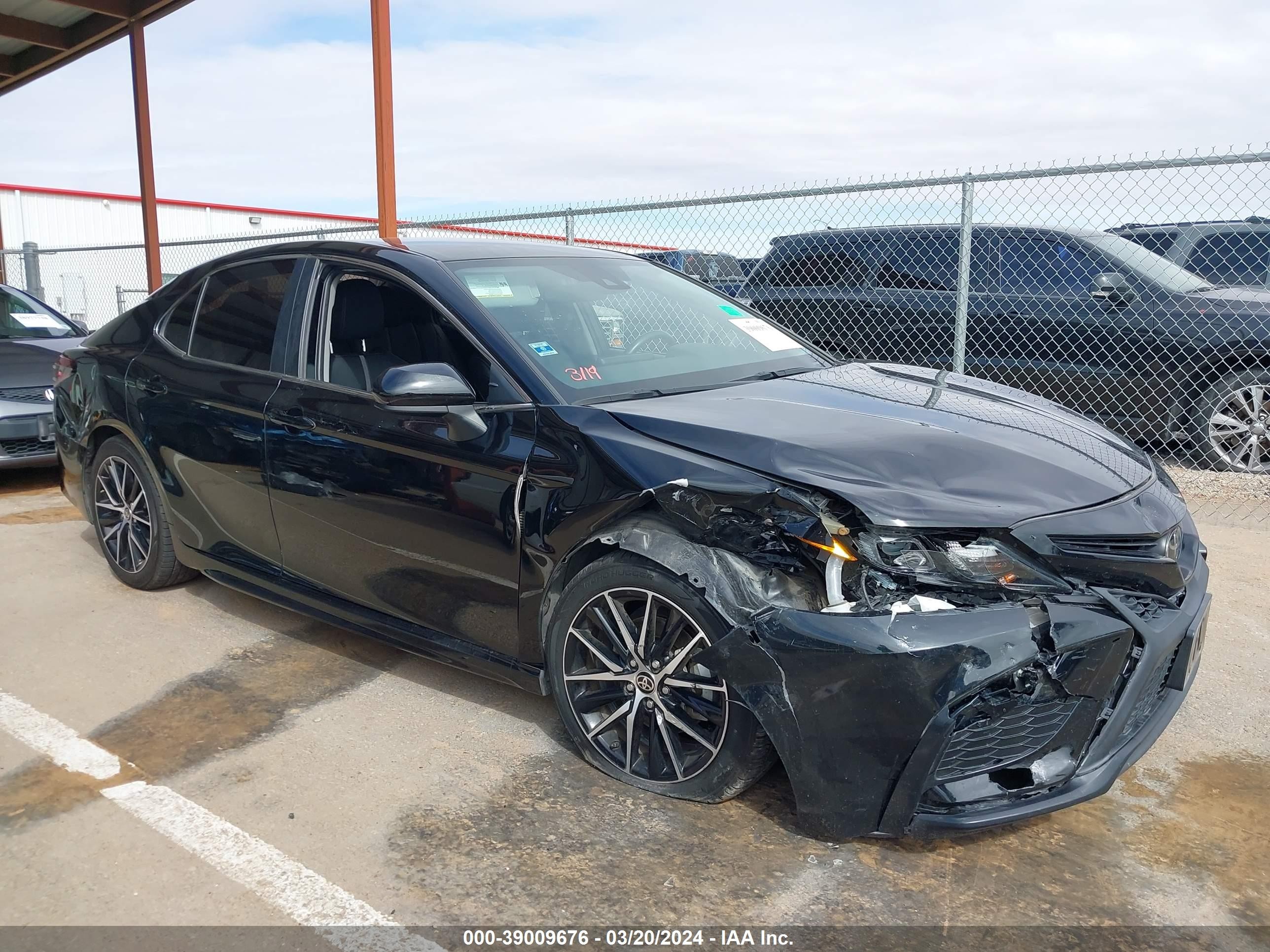 Photo 5 VIN: 4T1G11AKXMU526244 - TOYOTA CAMRY 