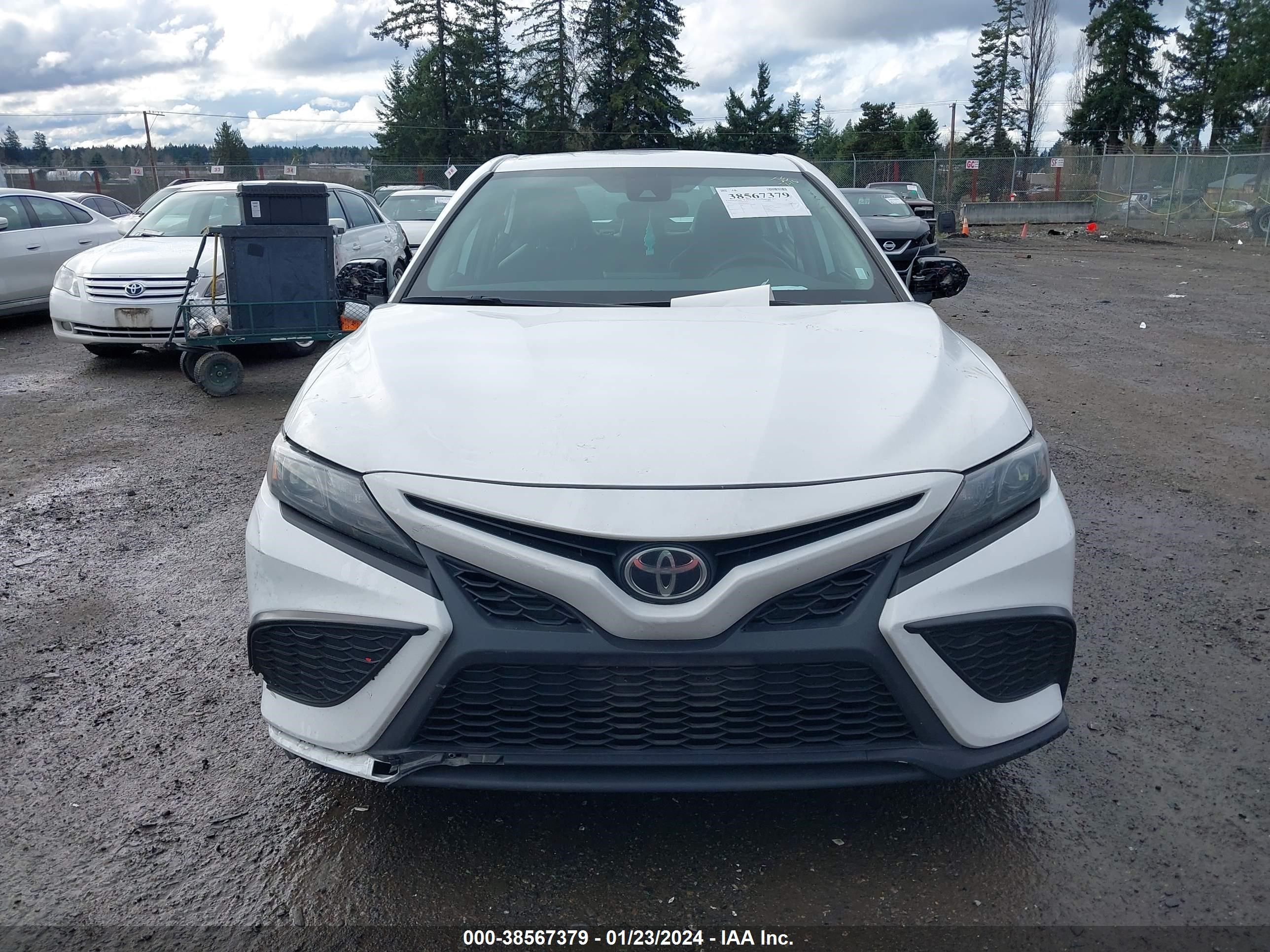 Photo 11 VIN: 4T1G11AKXMU558773 - TOYOTA CAMRY 