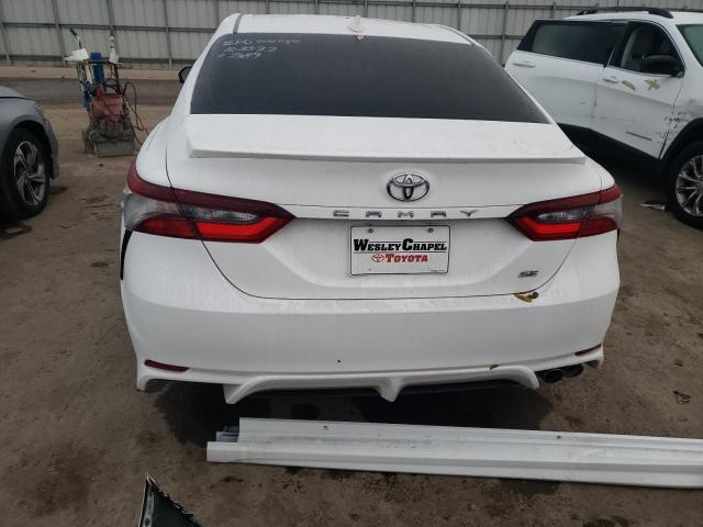 Photo 5 VIN: 4T1G11AKXMU562970 - TOYOTA CAMRY SE 