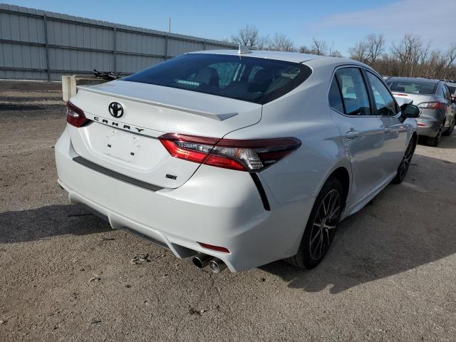 Photo 2 VIN: 4T1G11AKXNU022813 - TOYOTA CAMRY 