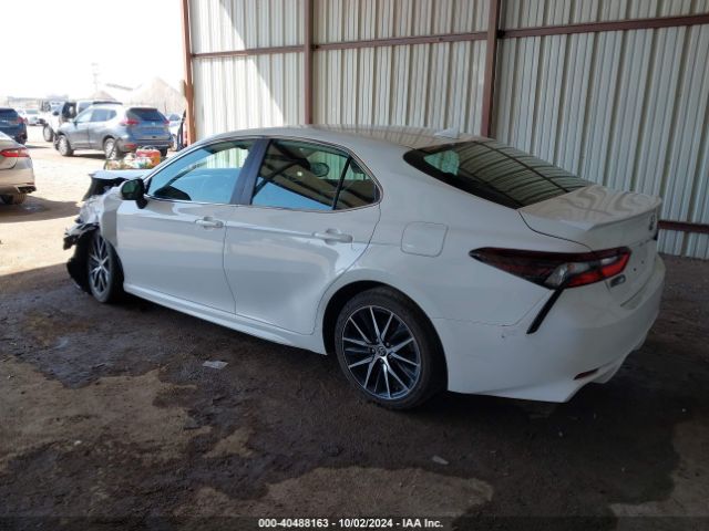 Photo 2 VIN: 4T1G11AKXNU618133 - TOYOTA CAMRY 