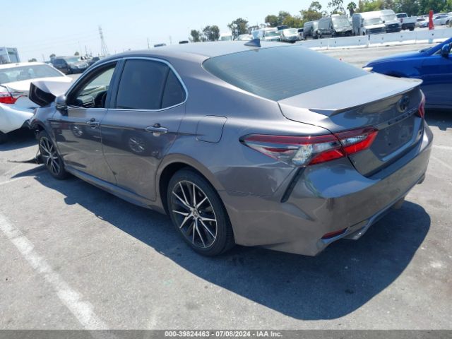 Photo 2 VIN: 4T1G11AKXNU625406 - TOYOTA CAMRY 