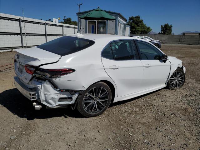 Photo 2 VIN: 4T1G11AKXNU639080 - TOYOTA CAMRY 