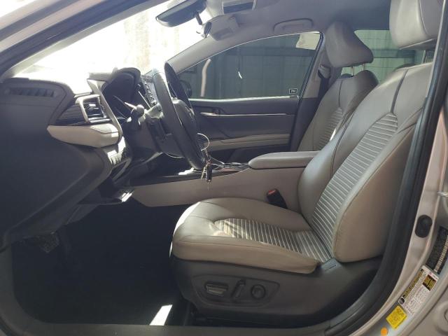 Photo 6 VIN: 4T1G11AKXNU645770 - TOYOTA CAMRY SE 