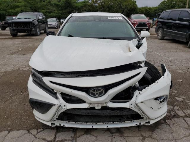 Photo 4 VIN: 4T1G11AKXNU681846 - TOYOTA CAMRY SE 