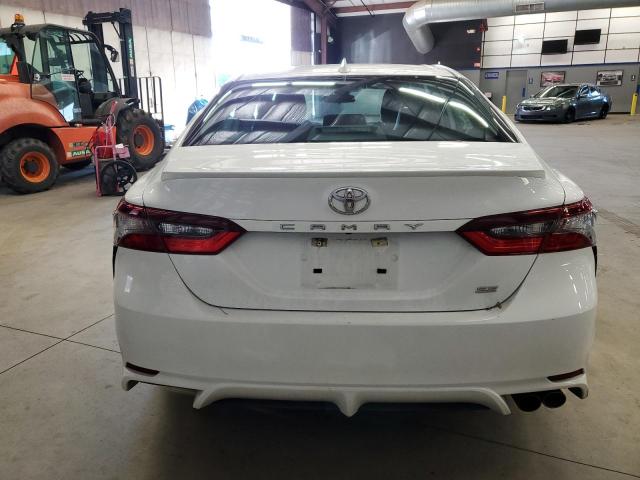 Photo 5 VIN: 4T1G11AKXNU686822 - TOYOTA CAMRY SE 