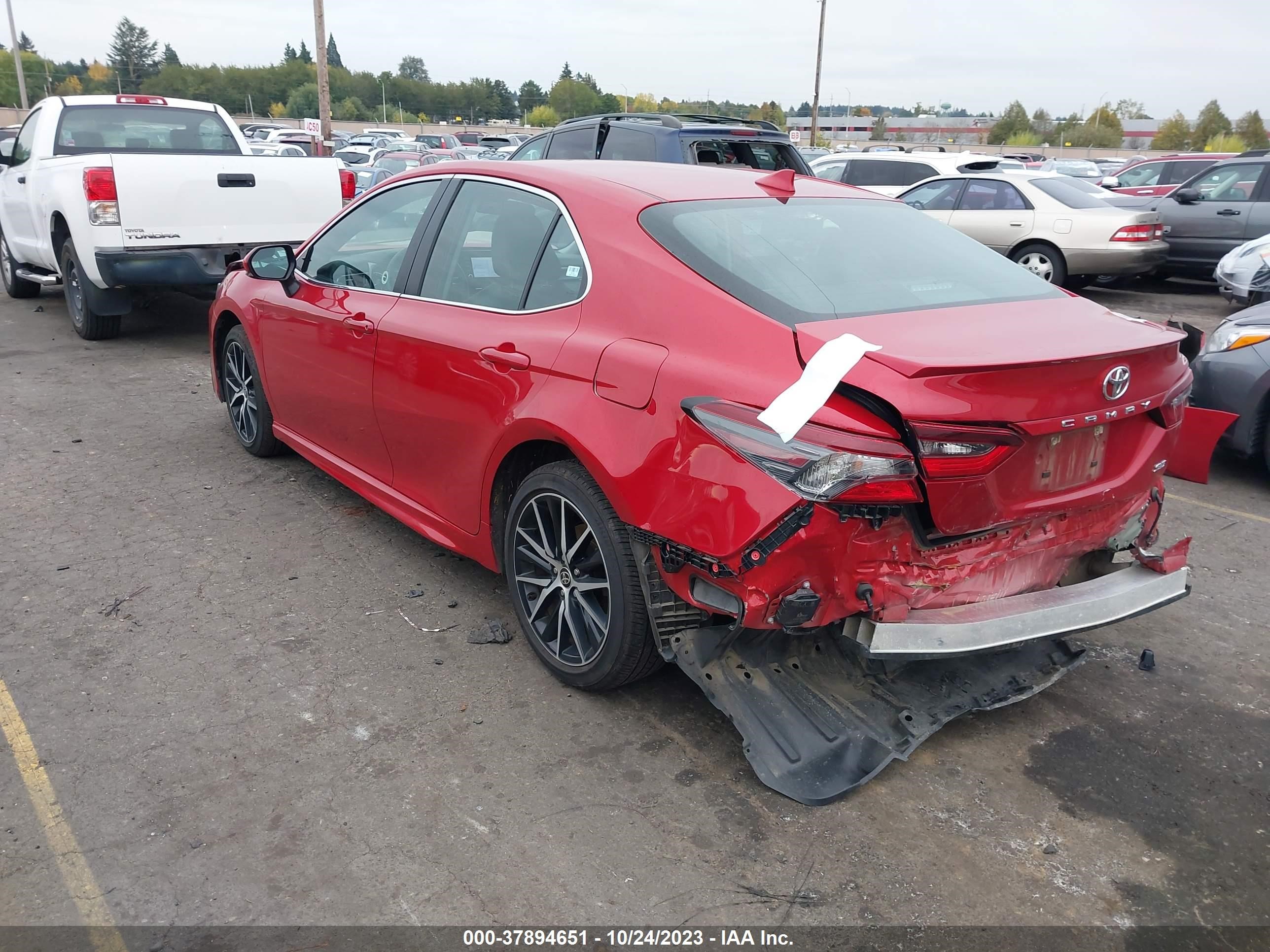 Photo 2 VIN: 4T1G11AKXPU098177 - TOYOTA CAMRY 