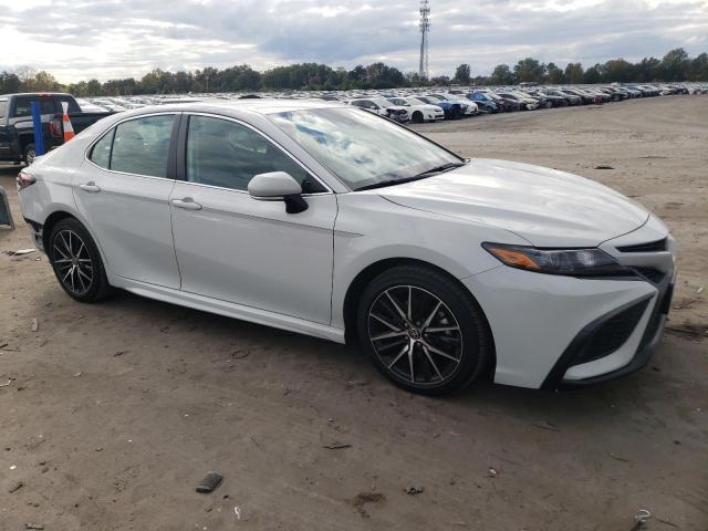 Photo 3 VIN: 4T1G11AKXPU114989 - TOYOTA CAMRY 