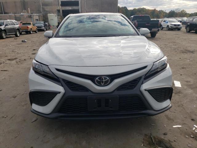 Photo 4 VIN: 4T1G11AKXPU114989 - TOYOTA CAMRY 