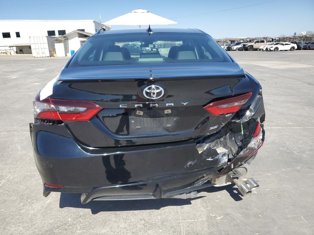 Photo 5 VIN: 4T1G11AKXPU768178 - TOYOTA CAMRY 