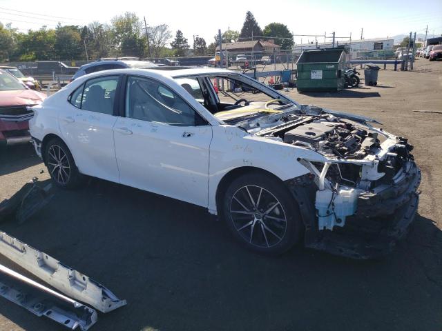 Photo 3 VIN: 4T1G11BK0MU028150 - TOYOTA CAMRY 