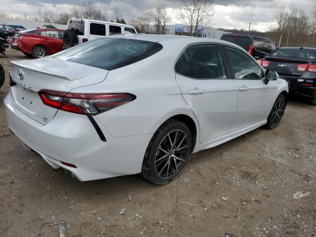 Photo 2 VIN: 4T1G11BK0NU047590 - TOYOTA CAMRY SE 