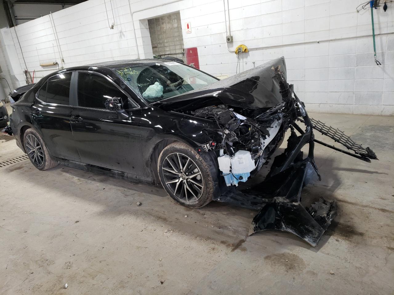 Photo 3 VIN: 4T1G11BK1PU081430 - TOYOTA CAMRY 