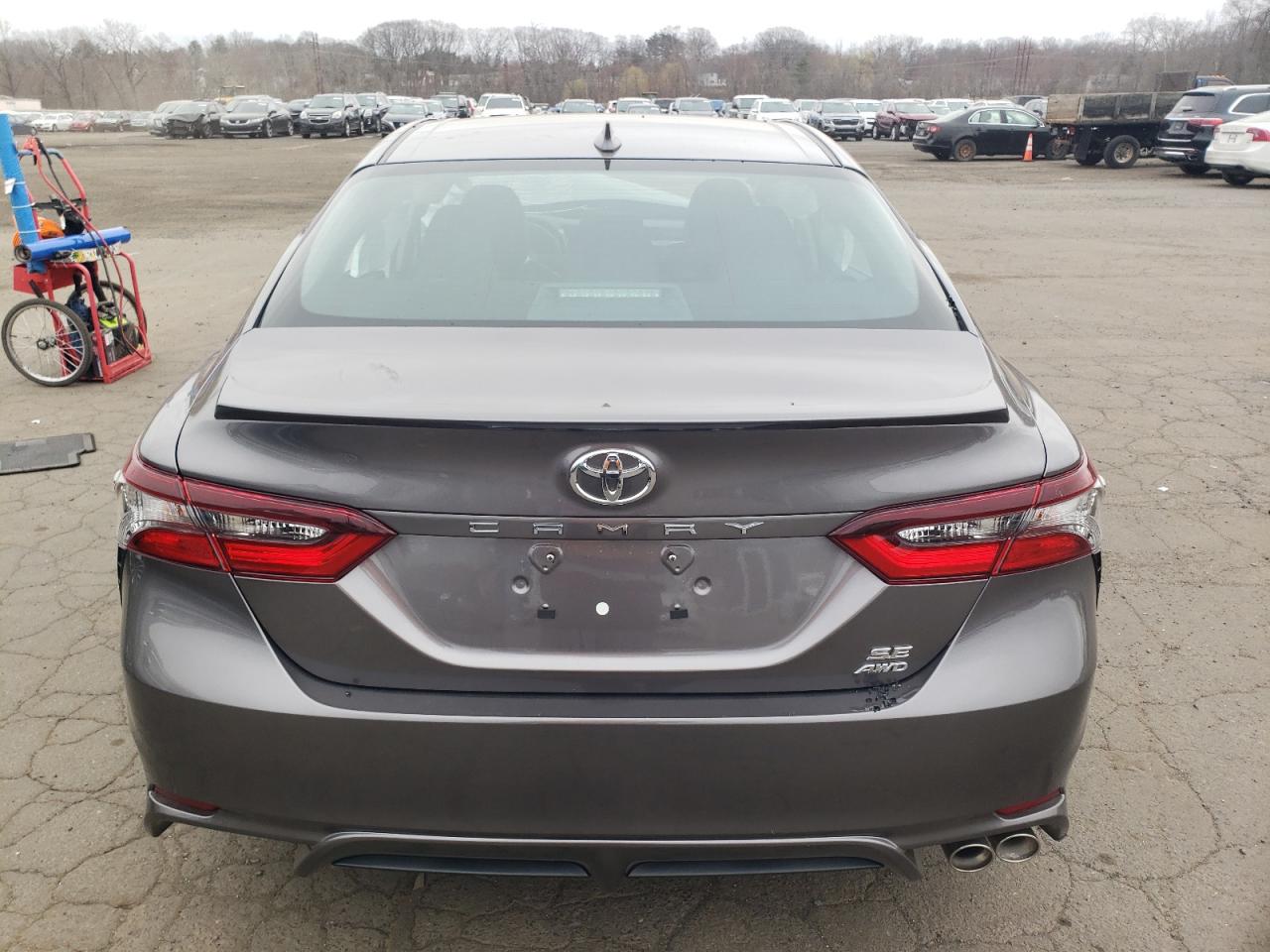 Photo 5 VIN: 4T1G11BK1RU121542 - TOYOTA CAMRY 