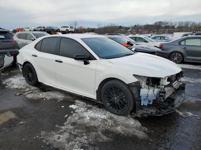 Photo 3 VIN: 4T1G11BK2NU064763 - TOYOTA CAMRY 