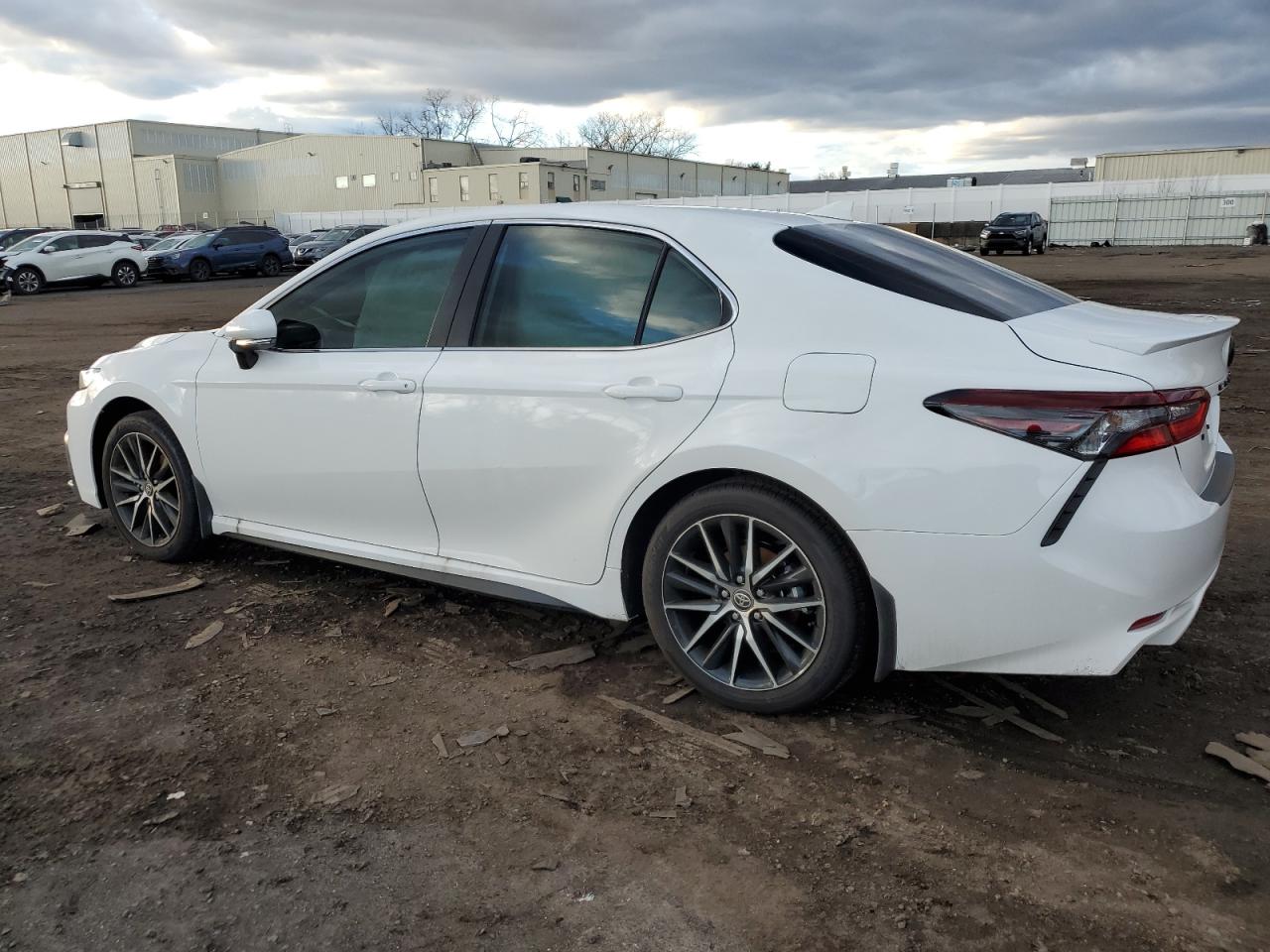 Photo 1 VIN: 4T1G11BK2RU116964 - TOYOTA CAMRY 