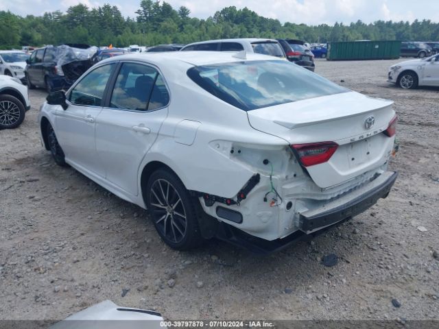 Photo 2 VIN: 4T1G11BK3MU045055 - TOYOTA CAMRY 