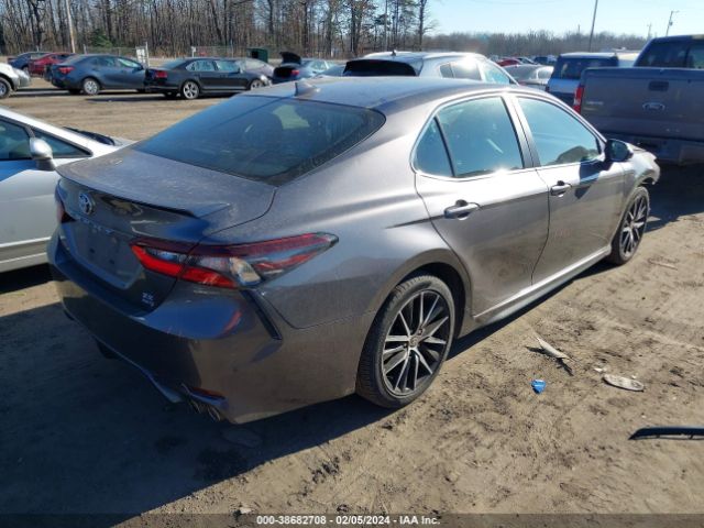 Photo 3 VIN: 4T1G11BK3NU064304 - TOYOTA CAMRY 