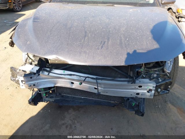 Photo 5 VIN: 4T1G11BK3NU064304 - TOYOTA CAMRY 