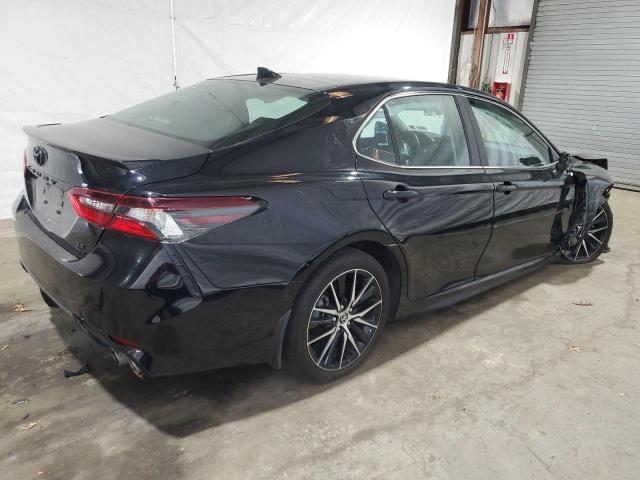 Photo 2 VIN: 4T1G11BK3NU071348 - TOYOTA CAMRY SE 