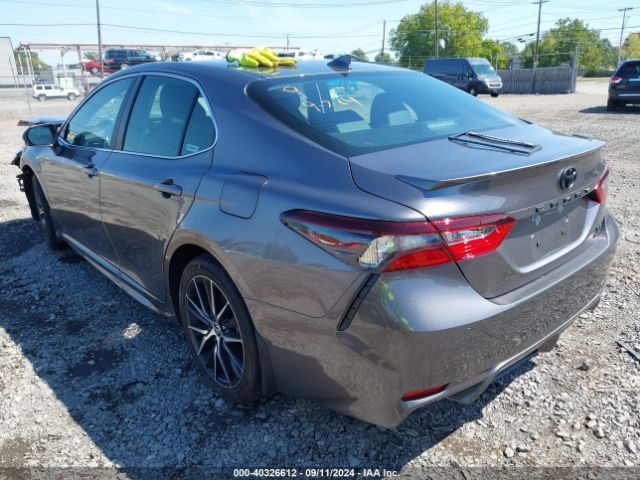 Photo 2 VIN: 4T1G11BK3RU109070 - TOYOTA CAMRY 