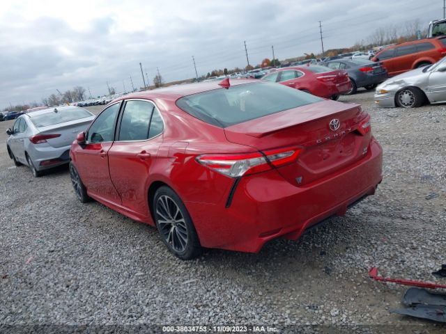 Photo 2 VIN: 4T1G11BK4LU008997 - TOYOTA CAMRY 