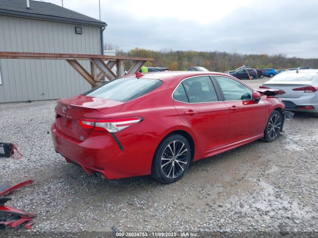 Photo 3 VIN: 4T1G11BK4LU008997 - TOYOTA CAMRY 