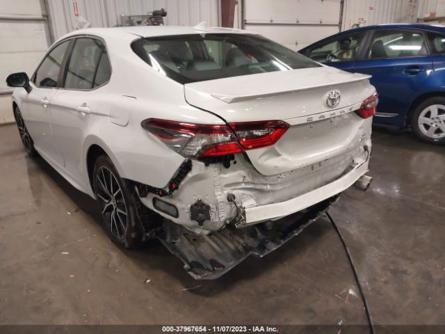 Photo 5 VIN: 4T1G11BK4NU055465 - TOYOTA CAMRY 