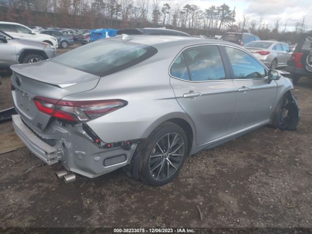 Photo 3 VIN: 4T1G11BK4NU068636 - TOYOTA CAMRY 