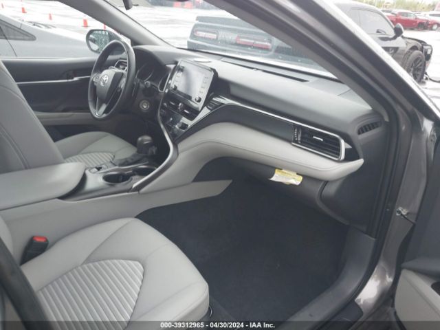 Photo 4 VIN: 4T1G11BK4PU078845 - TOYOTA CAMRY 