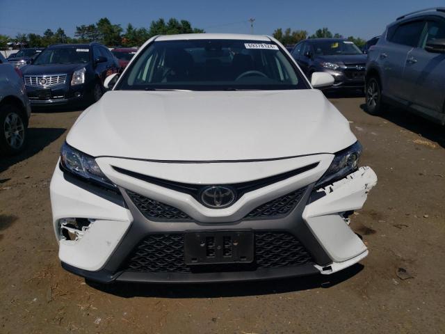 Photo 4 VIN: 4T1G11BK5LU017644 - TOYOTA CAMRY SE 