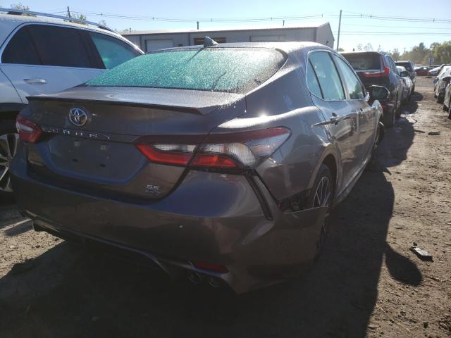 Photo 3 VIN: 4T1G11BK5MU022618 - TOYOTA CAMRY SE 