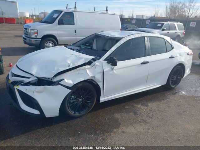 Photo 1 VIN: 4T1G11BK5NU052171 - TOYOTA CAMRY 