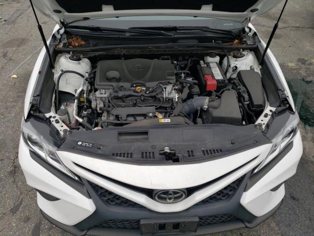 Photo 10 VIN: 4T1G11BK6LU007396 - TOYOTA CAMRY 