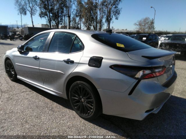 Photo 2 VIN: 4T1G11BK6NU051207 - TOYOTA CAMRY 