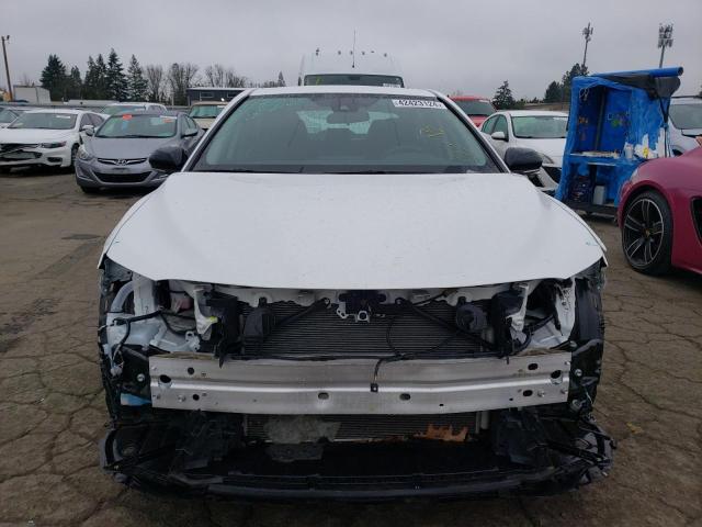 Photo 4 VIN: 4T1G11BK6NU058030 - TOYOTA CAMRY 