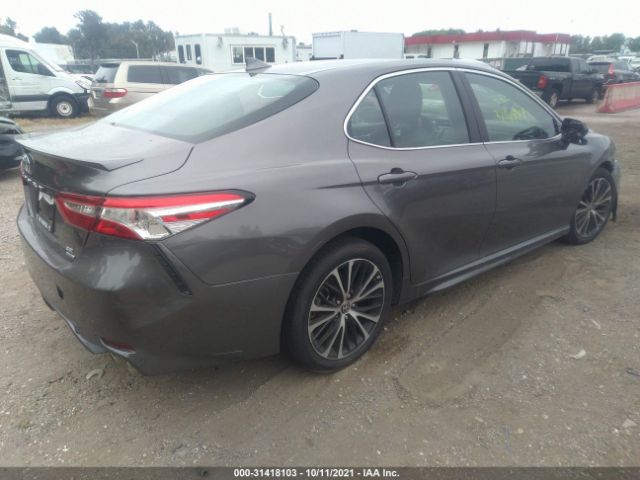 Photo 3 VIN: 4T1G11BK7LU015149 - TOYOTA CAMRY 