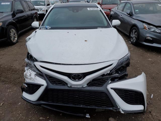 Photo 4 VIN: 4T1G11BK8NU054173 - TOYOTA CAMRY SE 