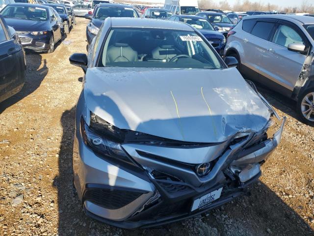 Photo 4 VIN: 4T1G11BK9NU055820 - TOYOTA CAMRY 