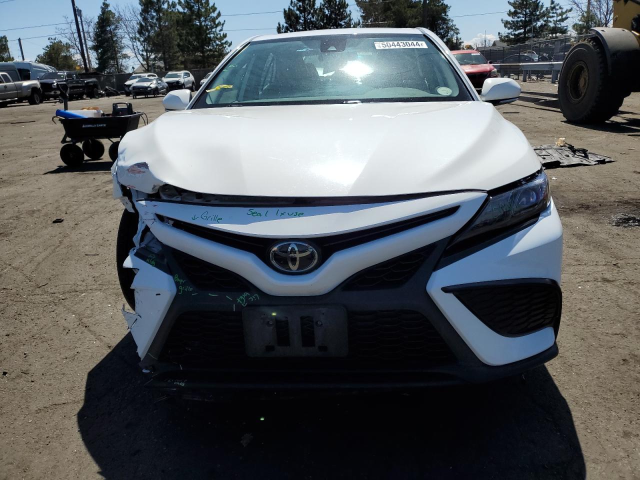 Photo 4 VIN: 4T1G11BKXNU054157 - TOYOTA CAMRY 