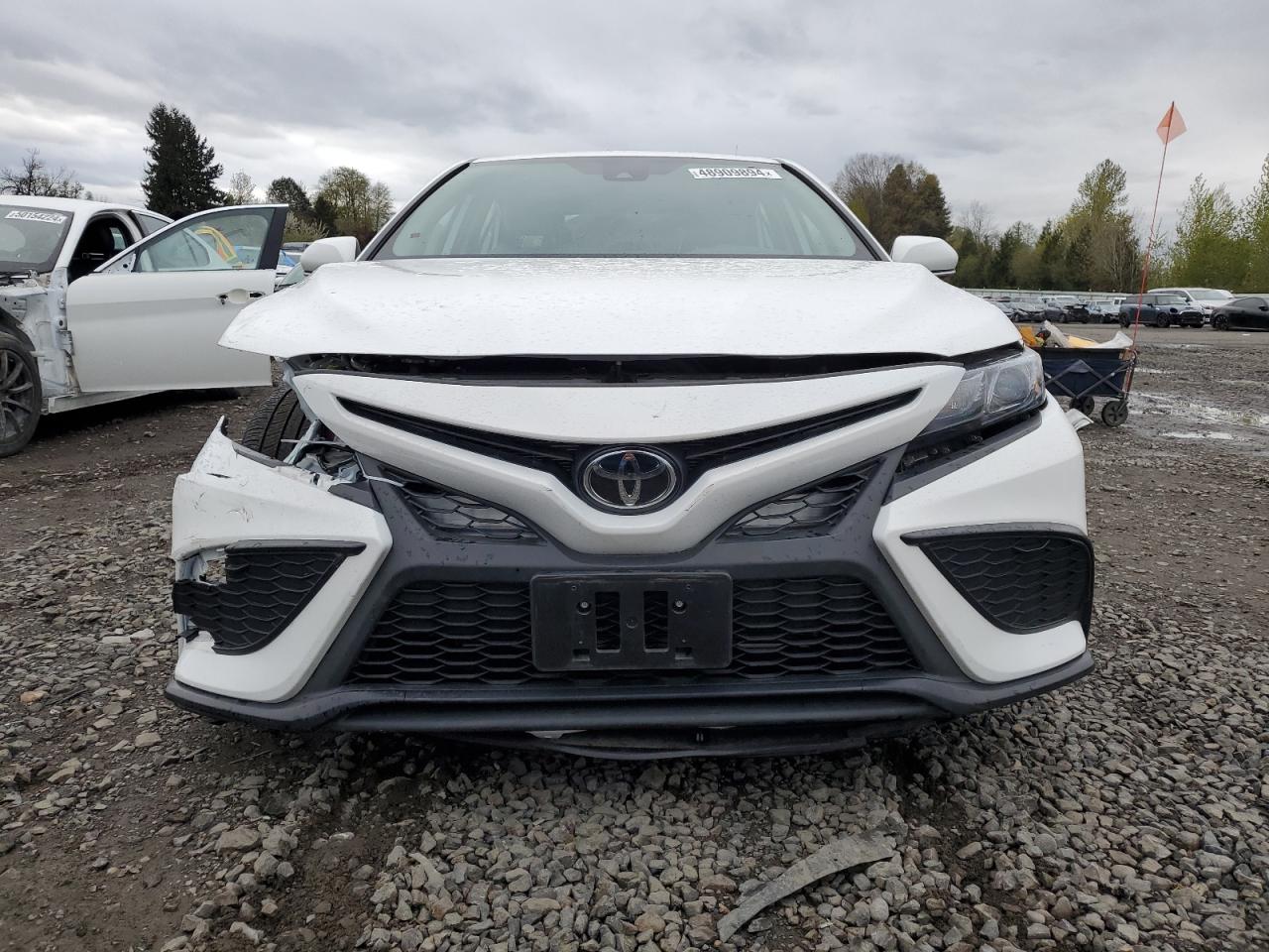 Photo 4 VIN: 4T1G11BKXPU096329 - TOYOTA CAMRY 