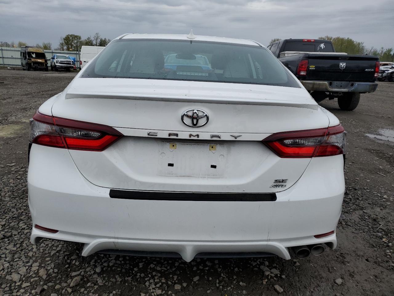 Photo 5 VIN: 4T1G11BKXPU096329 - TOYOTA CAMRY 