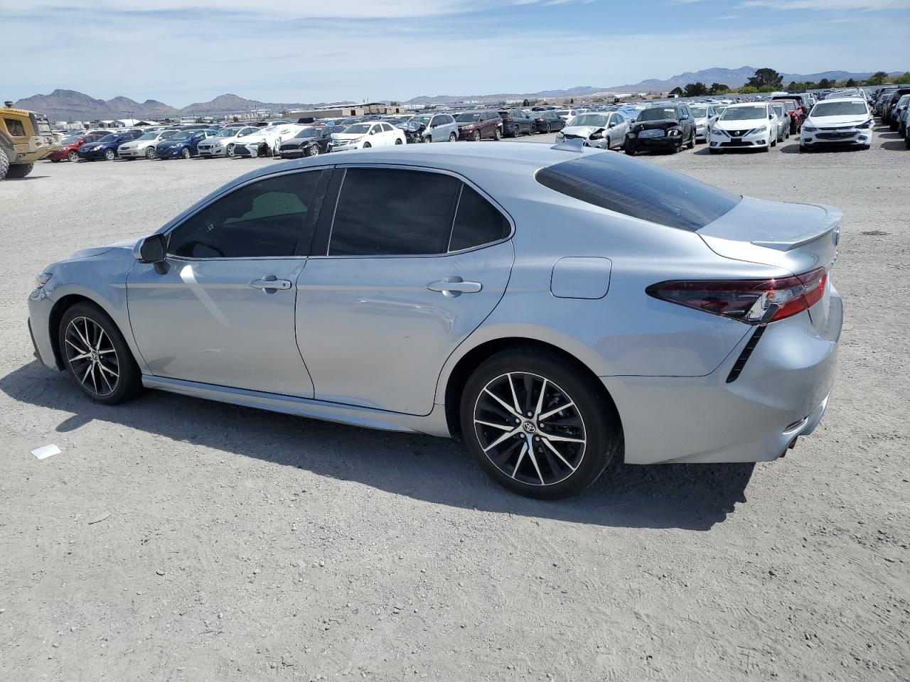 Photo 1 VIN: 4T1G31AK4NU570431 - TOYOTA CAMRY 