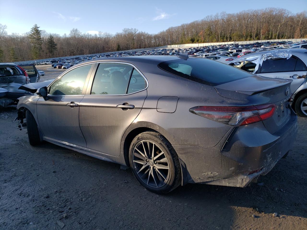 Photo 1 VIN: 4T1G31AK5NU597556 - TOYOTA CAMRY 